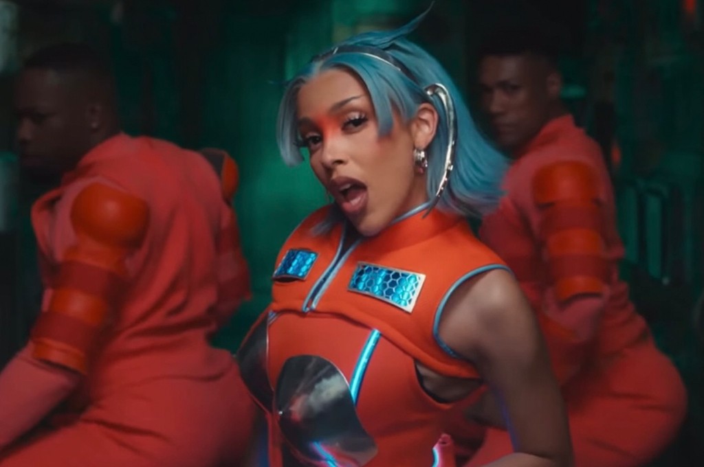 Doja Cat - Get Into It (Yuh) (Official Video) 