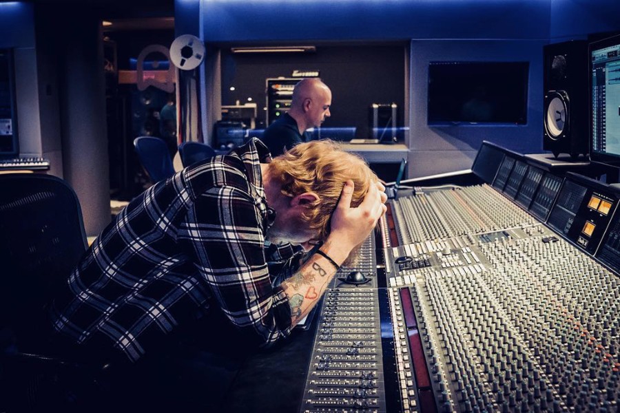 Ed Sheeran Premieres New Music Video For Happier Pm Studio