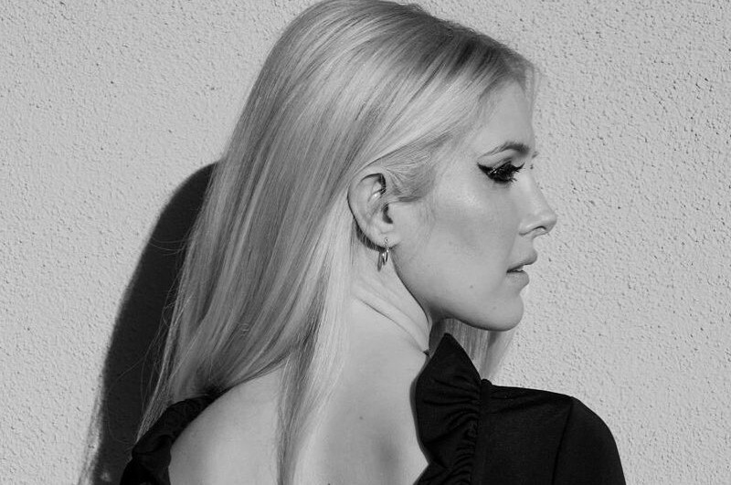 cigaret velstand Normalt Heidi Montag Returns With New Song “Glitter & Glory” - pm studio world wide  music news