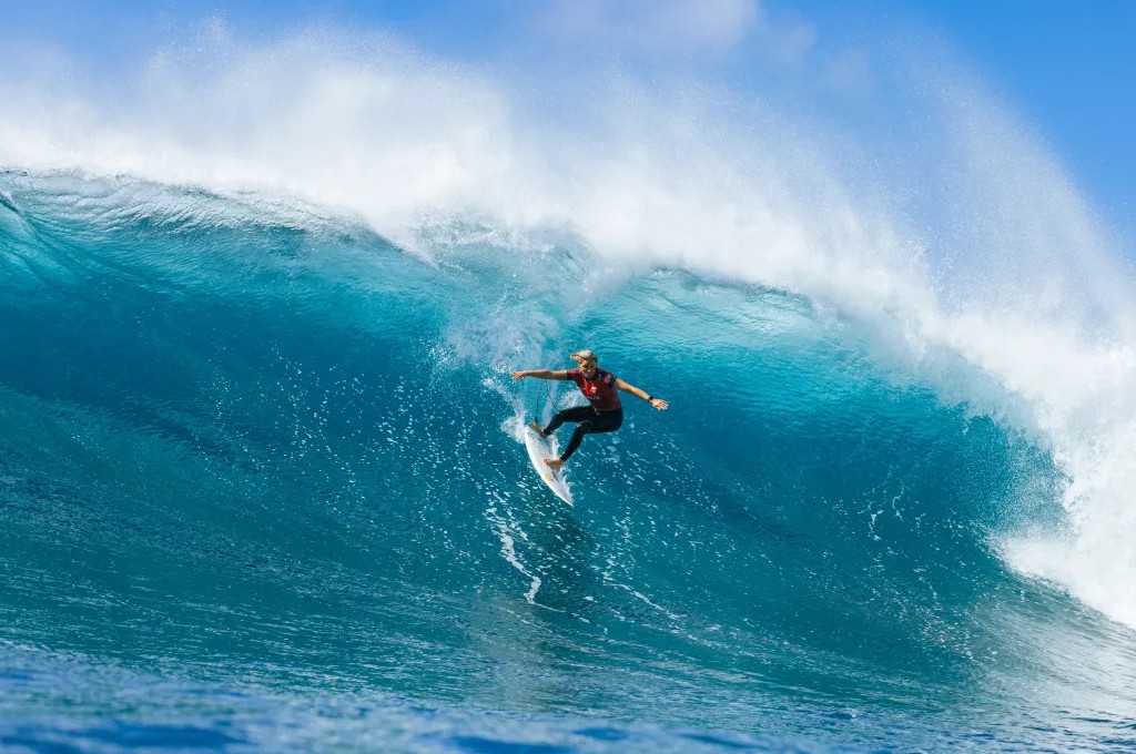 World Surf League: Molly Picklum and Filipe Toledo Win Hurley Pro