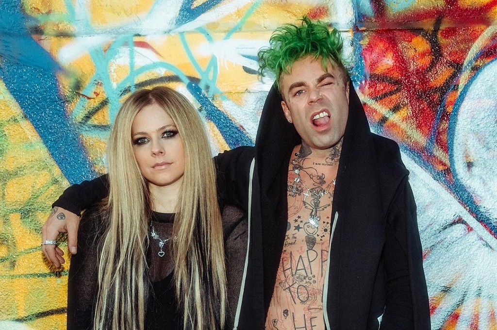 MOD SUN Drops New Music Video for “Flames” featuring Avril Lavigne - pm  studio world wide music news