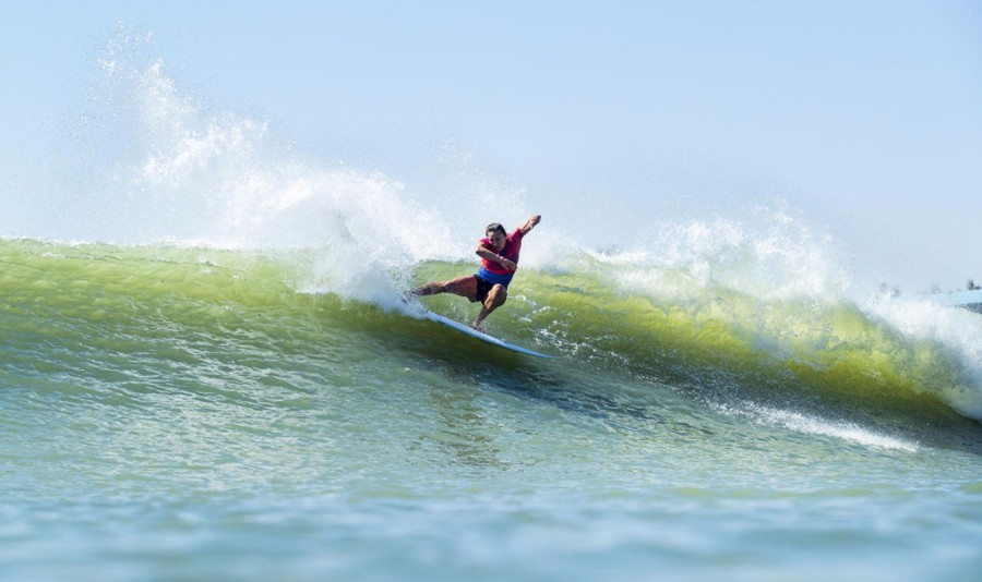 World Surf League Gabriel Medina And Carissa Moore Claim Surf Ranch Pro Title In Lemoore Pm Studio World Wide Sports News