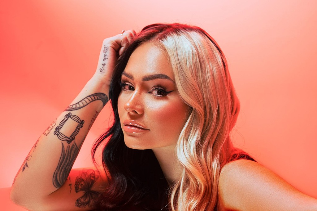 Singer Thalía Has a Radical New Look. See What She Did to Her Hair