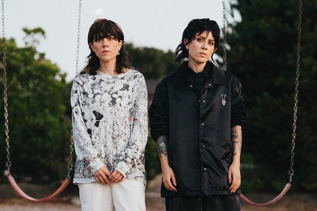 Tegan and Sara Releases New Song “Faded Like a Feeling” picture